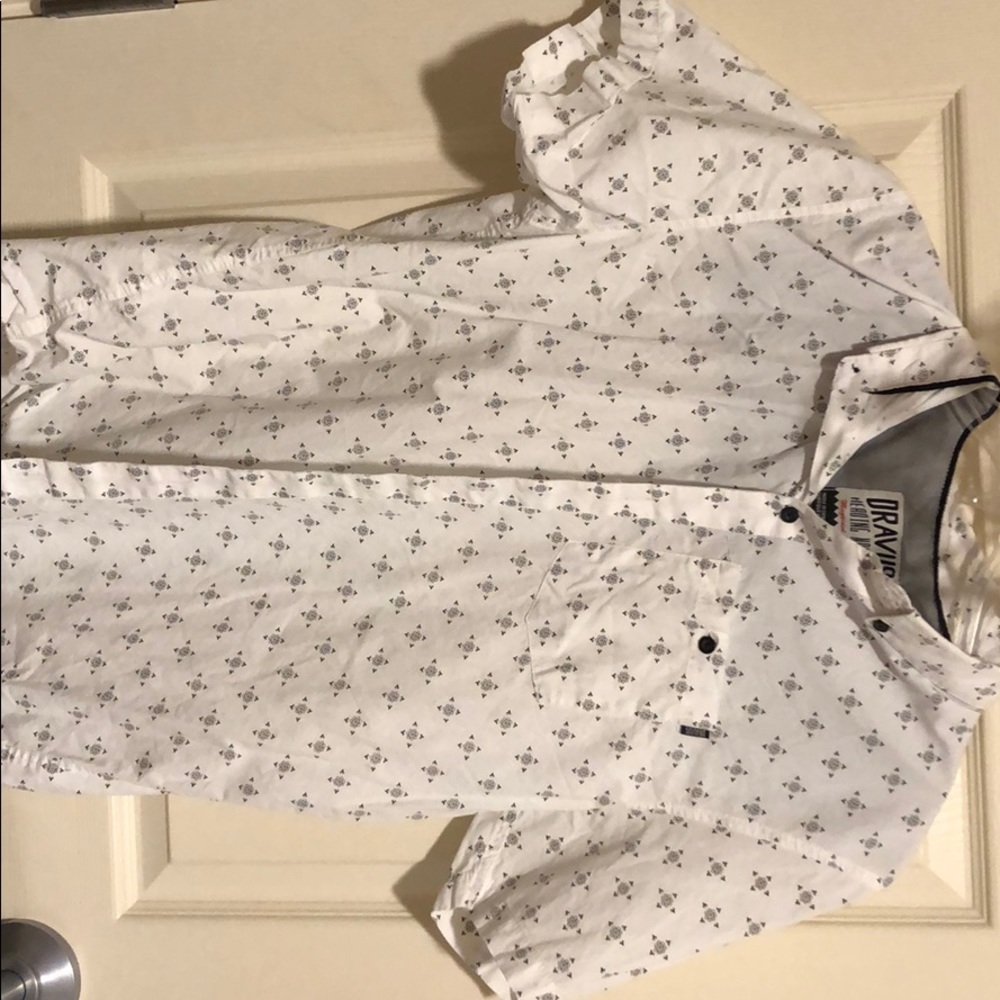 Men’s casual short sleeve button up shirt